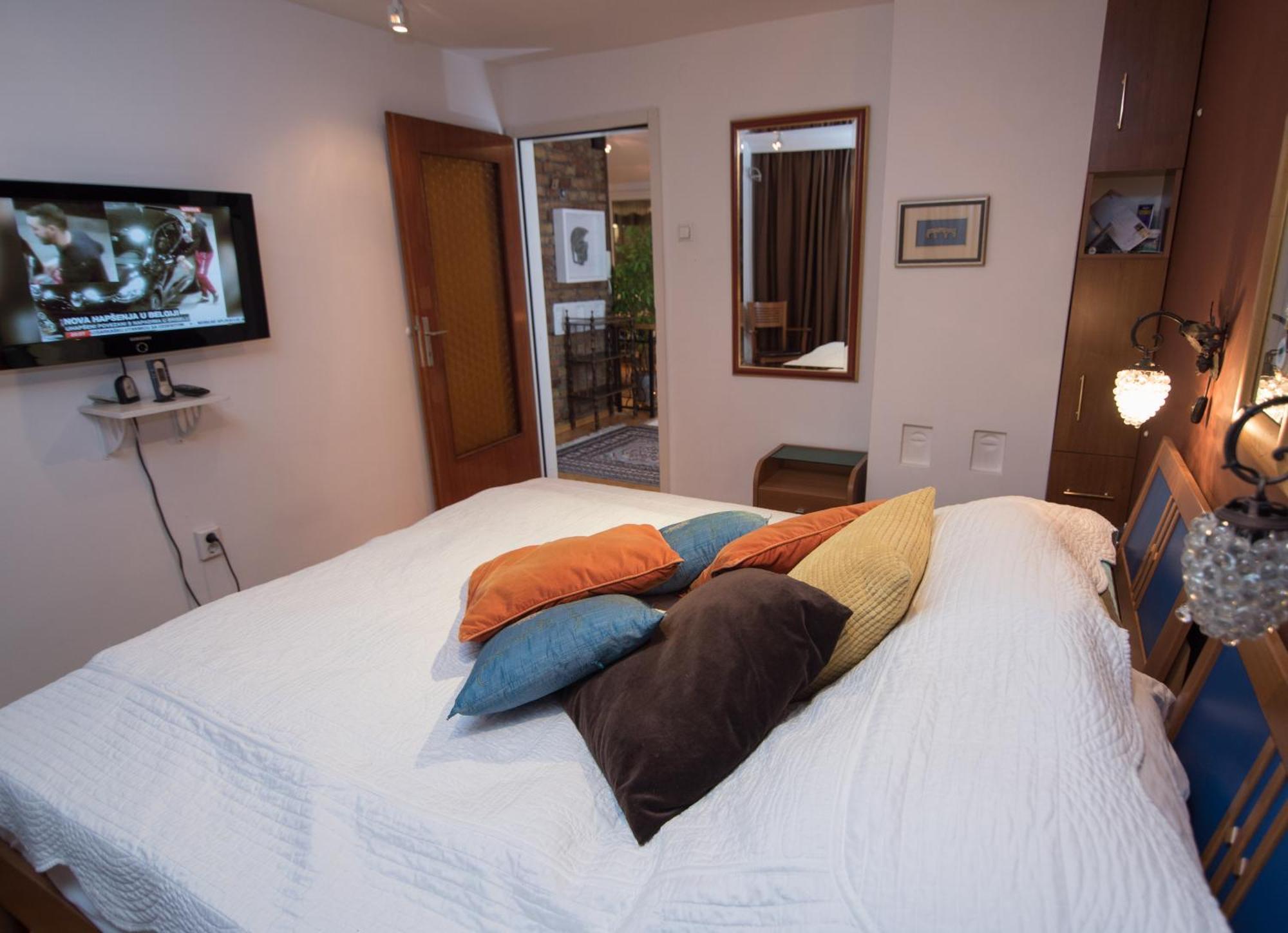 Halvat Guesthouse Saraievo Quarto foto