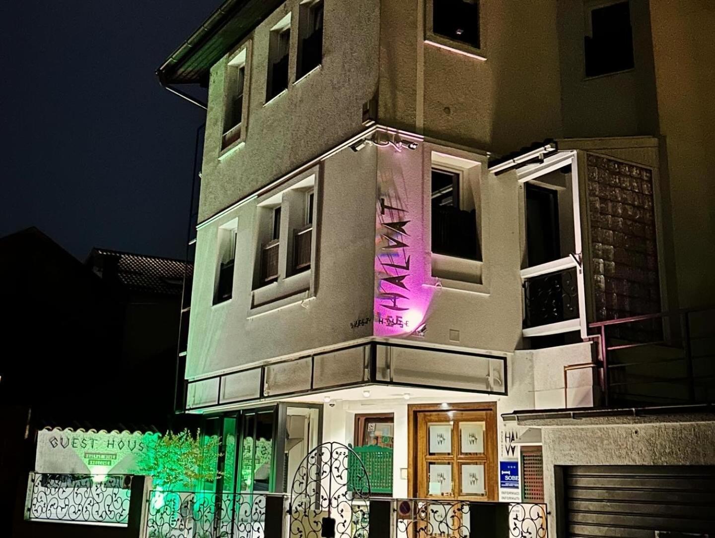 Halvat Guesthouse Saraievo Exterior foto