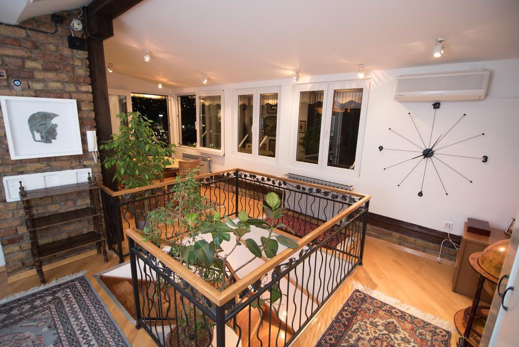 Halvat Guesthouse Saraievo Exterior foto